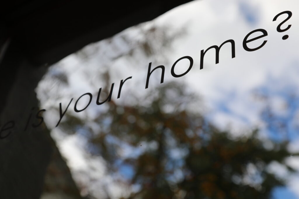 «FRAUEN AUF DER FLUCHT»